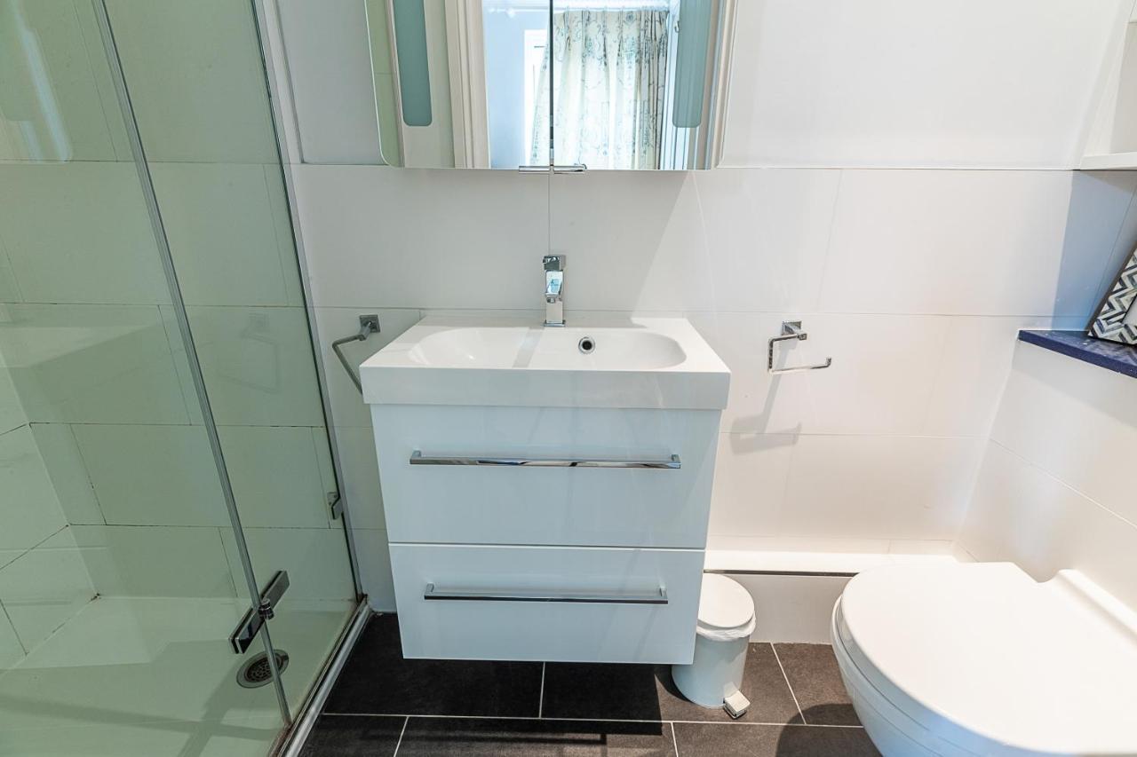 Joivy Stunning 3 Bed, 2 Bath House With Garden And Rooftop Terrace Apartamento Londres Exterior foto
